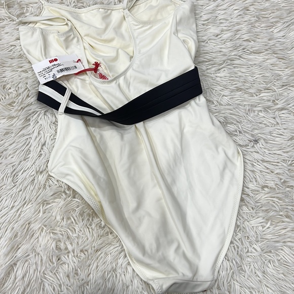 SOLID & STRIPED Nina Belted Swimsuit cream - Picture 12 of 12